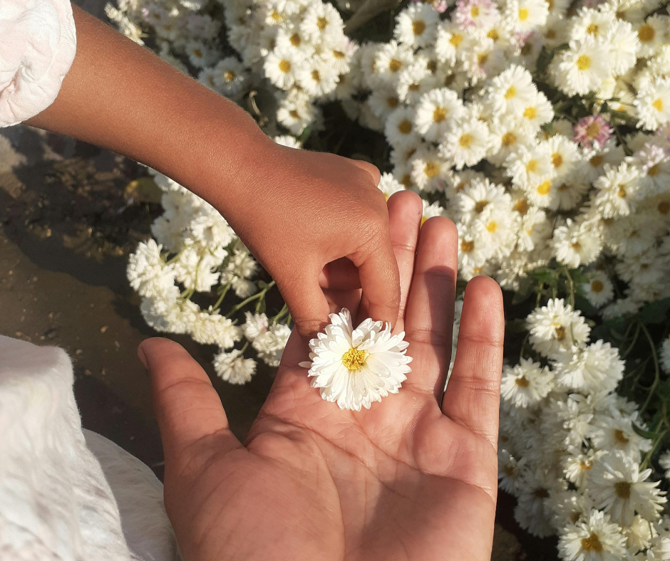 10 Compassionate Ways to Support a Grieving Child